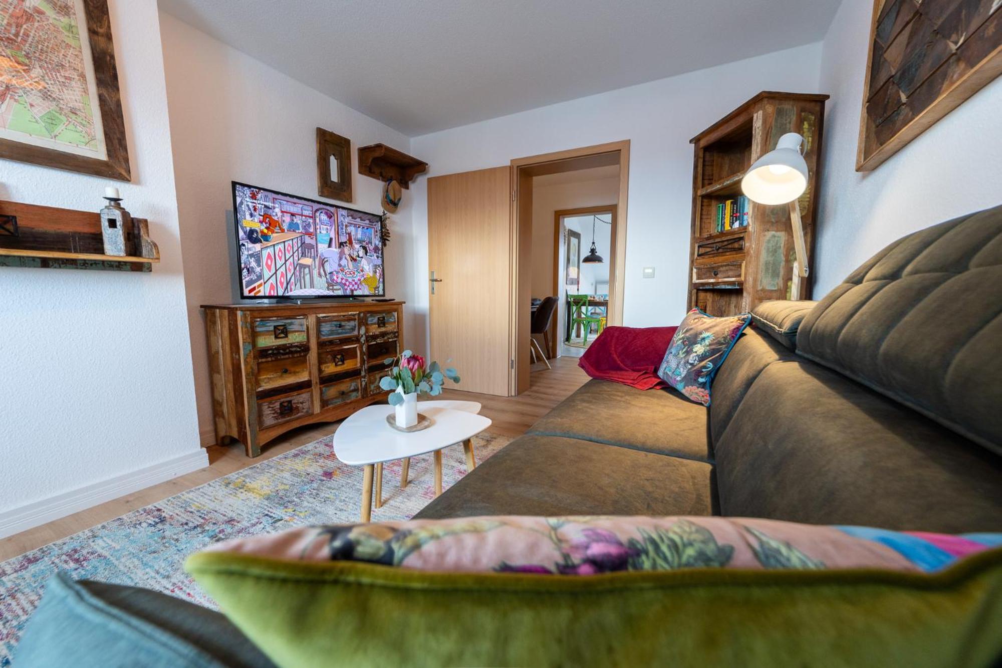 Schlossberg-Domizil Mit Weitblick - Arbeitsplatz, Balkon, Netflix, Badewanne & Yogamatte Chemnitz Ngoại thất bức ảnh